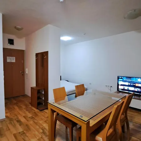 Mountain View A23 아파트 반스코